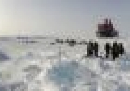 Атомный ледокол «Ямал» вернулся из экспедиции «Кара-зима-2015»