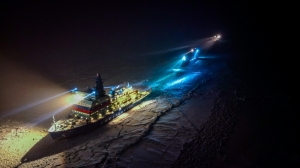 Экипажи атомных ледоколов встретят новогоднюю ночь за работой