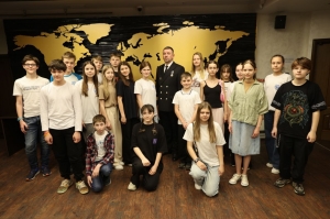 Капитан атомного ледокола «Урал» прочитал лекцию участникам проекта «Юный полярник» 