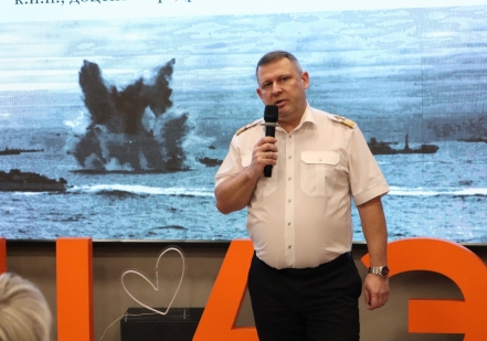 На борту атомохода «Ленин» прошла лекция о северных конвоях