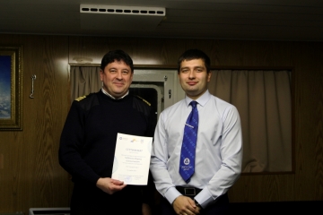 Капитан Фарид Габбасов и тренер ПСР Александр Мелитонов Капитан Фарид Габбасов и тренер ПСР Александр Мелитонов