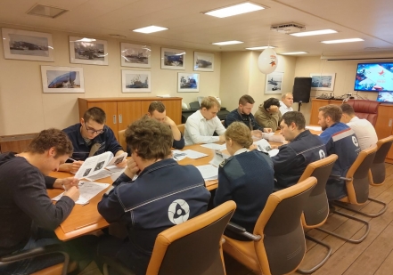 Моряки Росатомфлота написали "Диктант Победы"